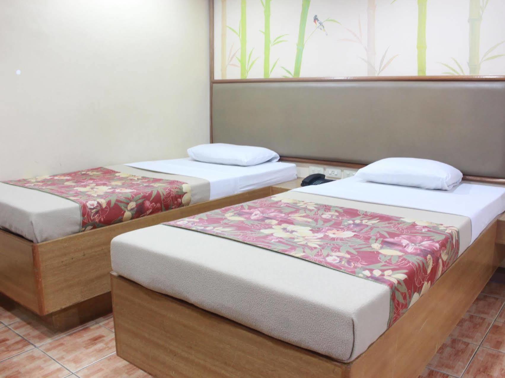 Pinoy Pamilya Hotel Пасай Экстерьер фото